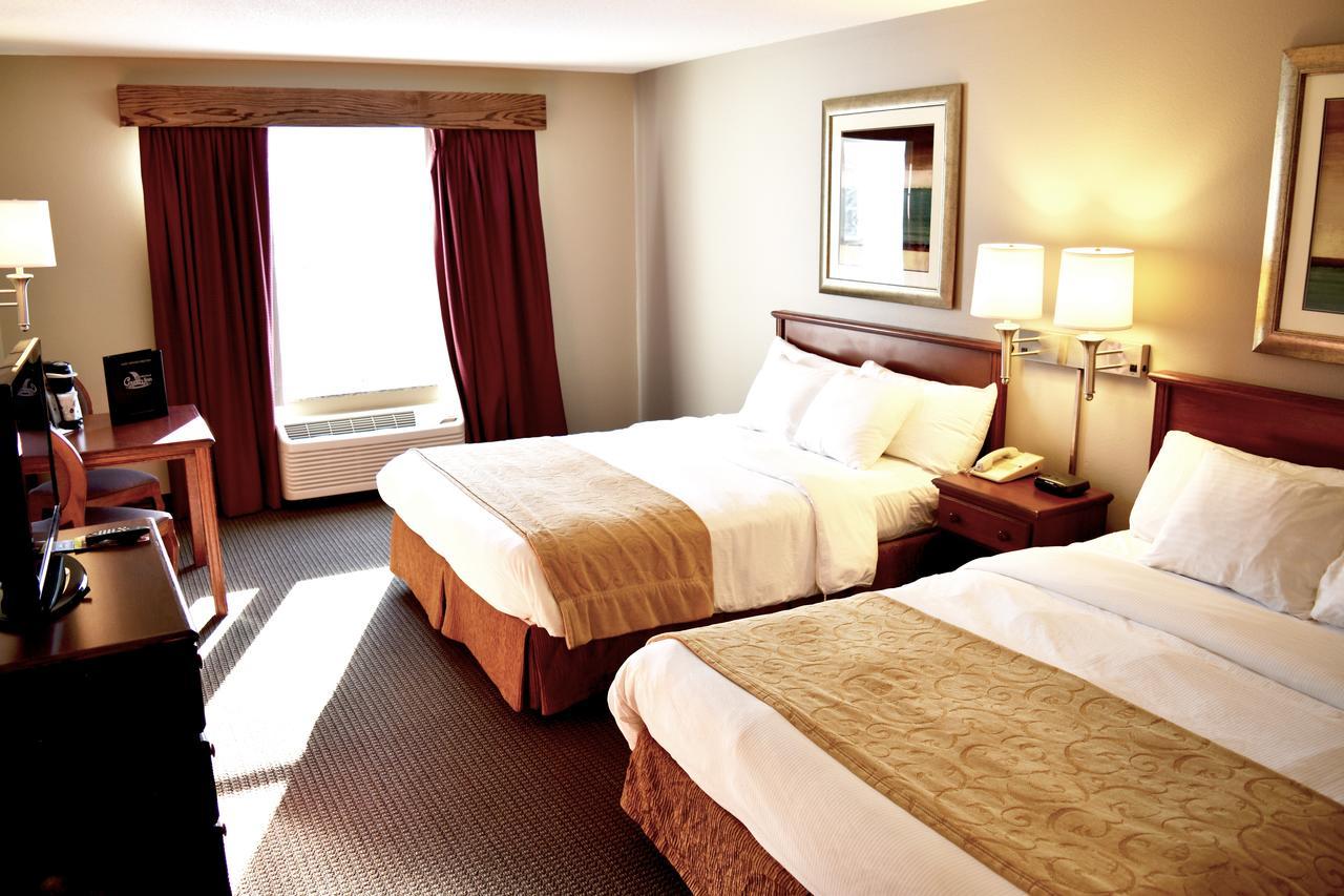 Country Inn River Falls Экстерьер фото